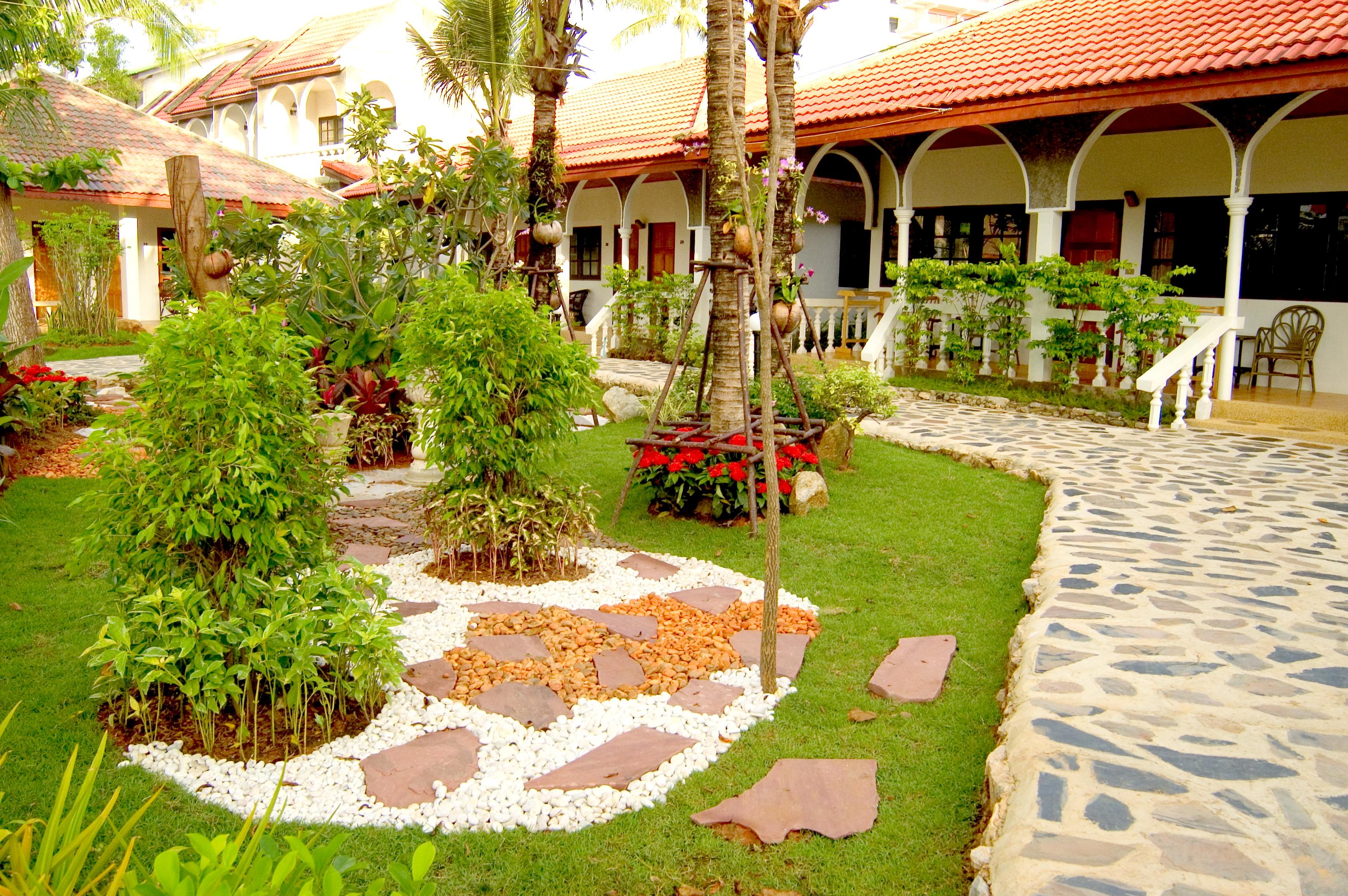Tropica Bungalow Beach Hotel Patong Exterior foto