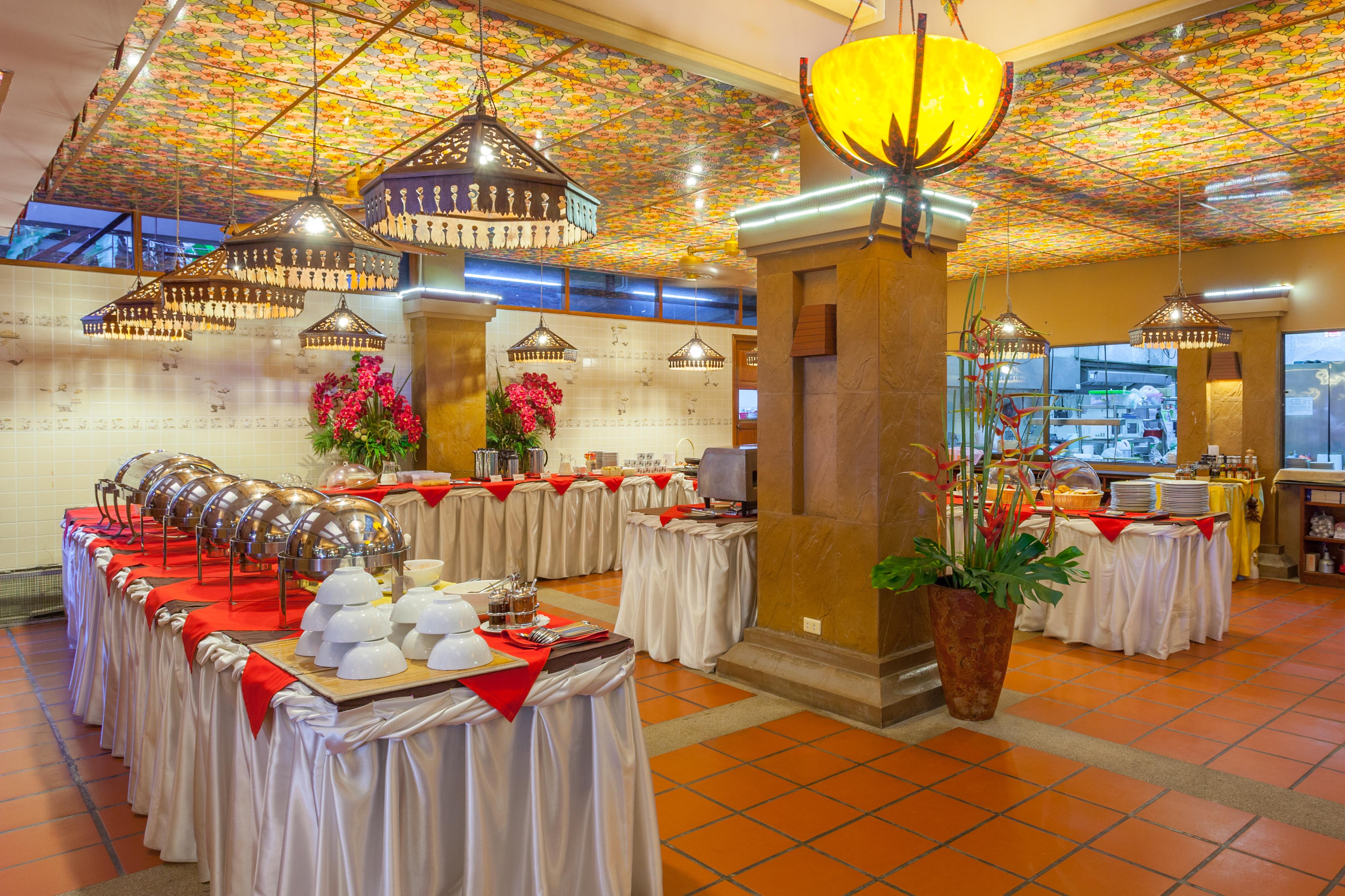 Tropica Bungalow Beach Hotel Patong Exterior foto