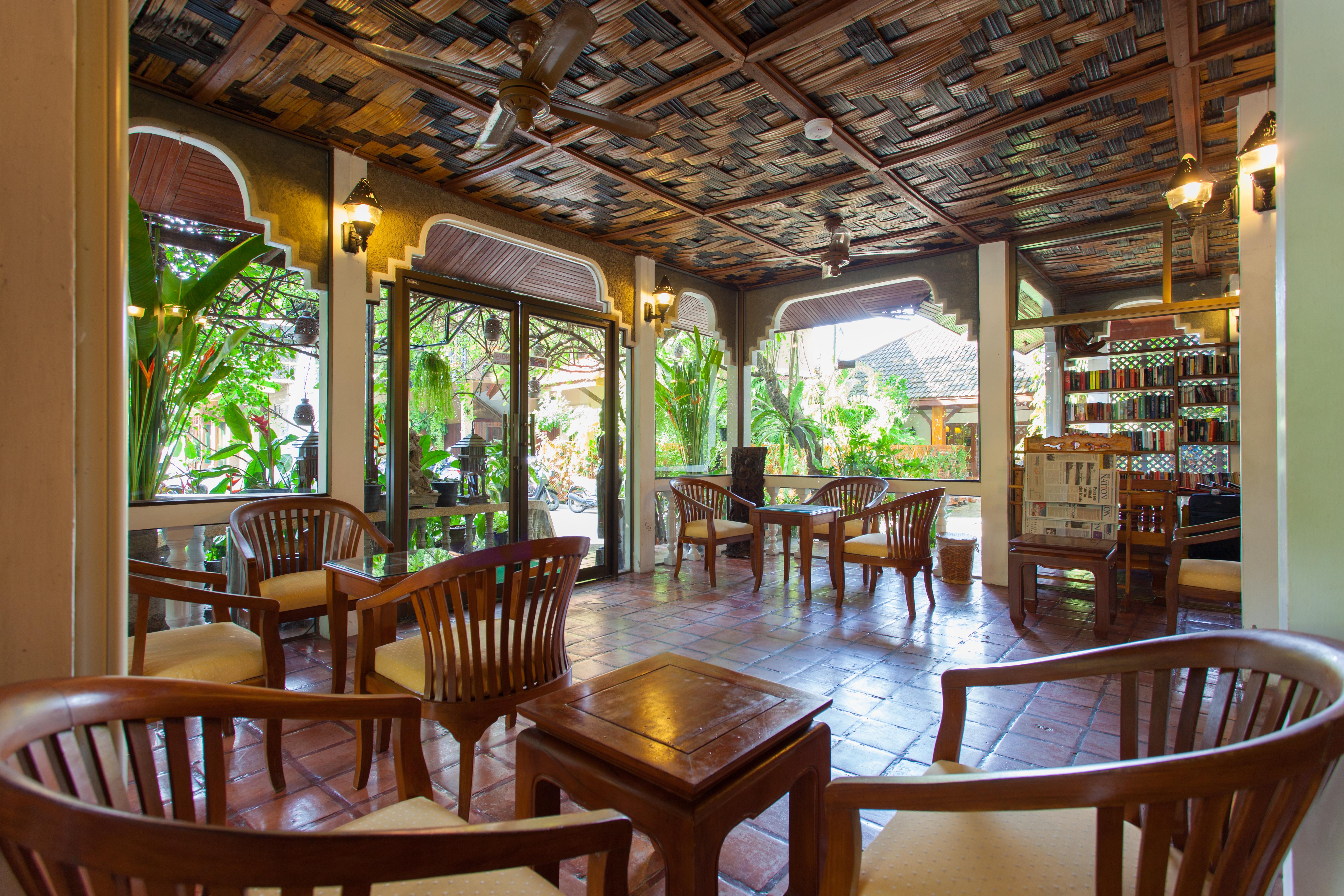 Tropica Bungalow Beach Hotel Patong Exterior foto