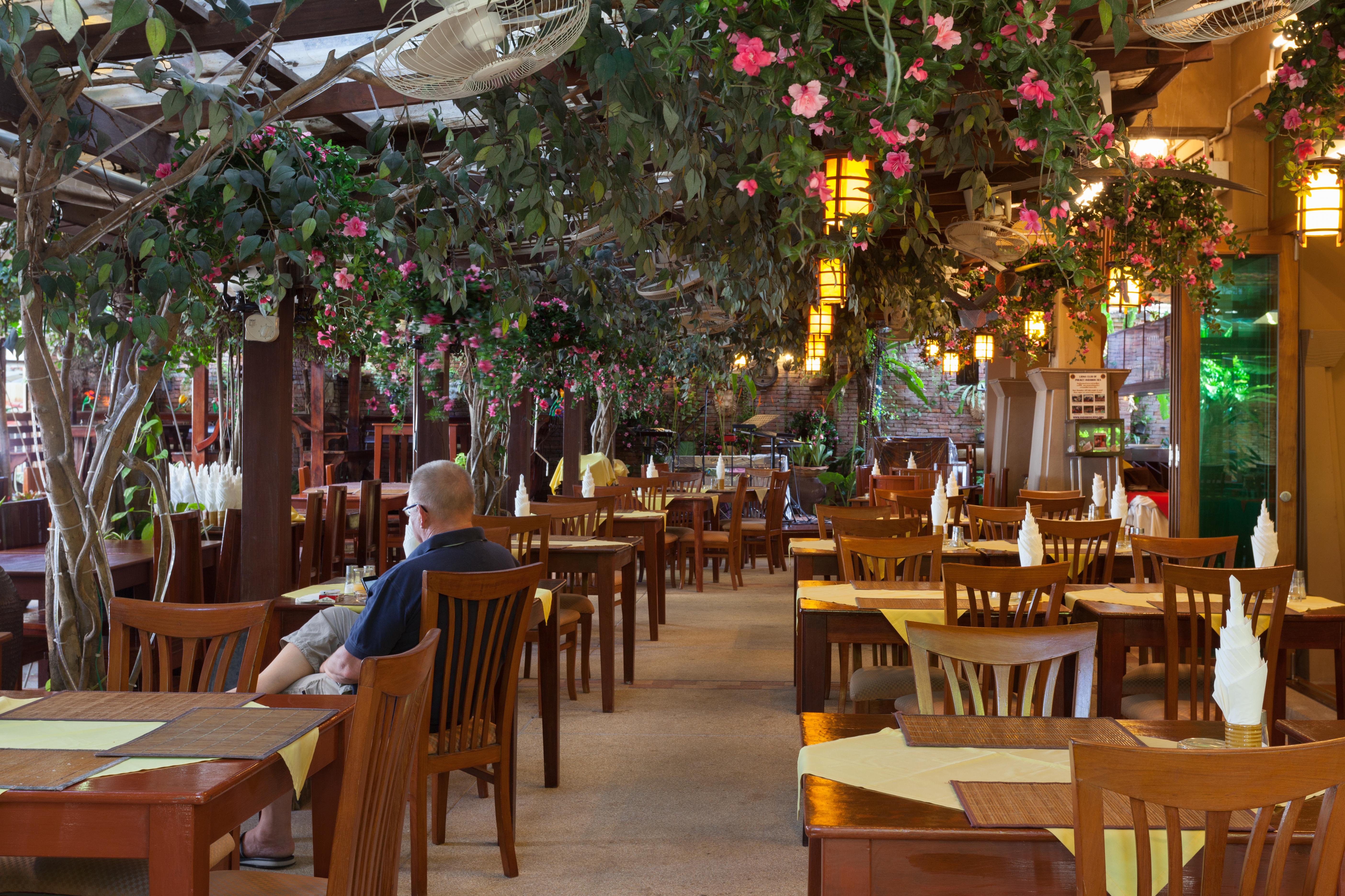 Tropica Bungalow Beach Hotel Patong Exterior foto