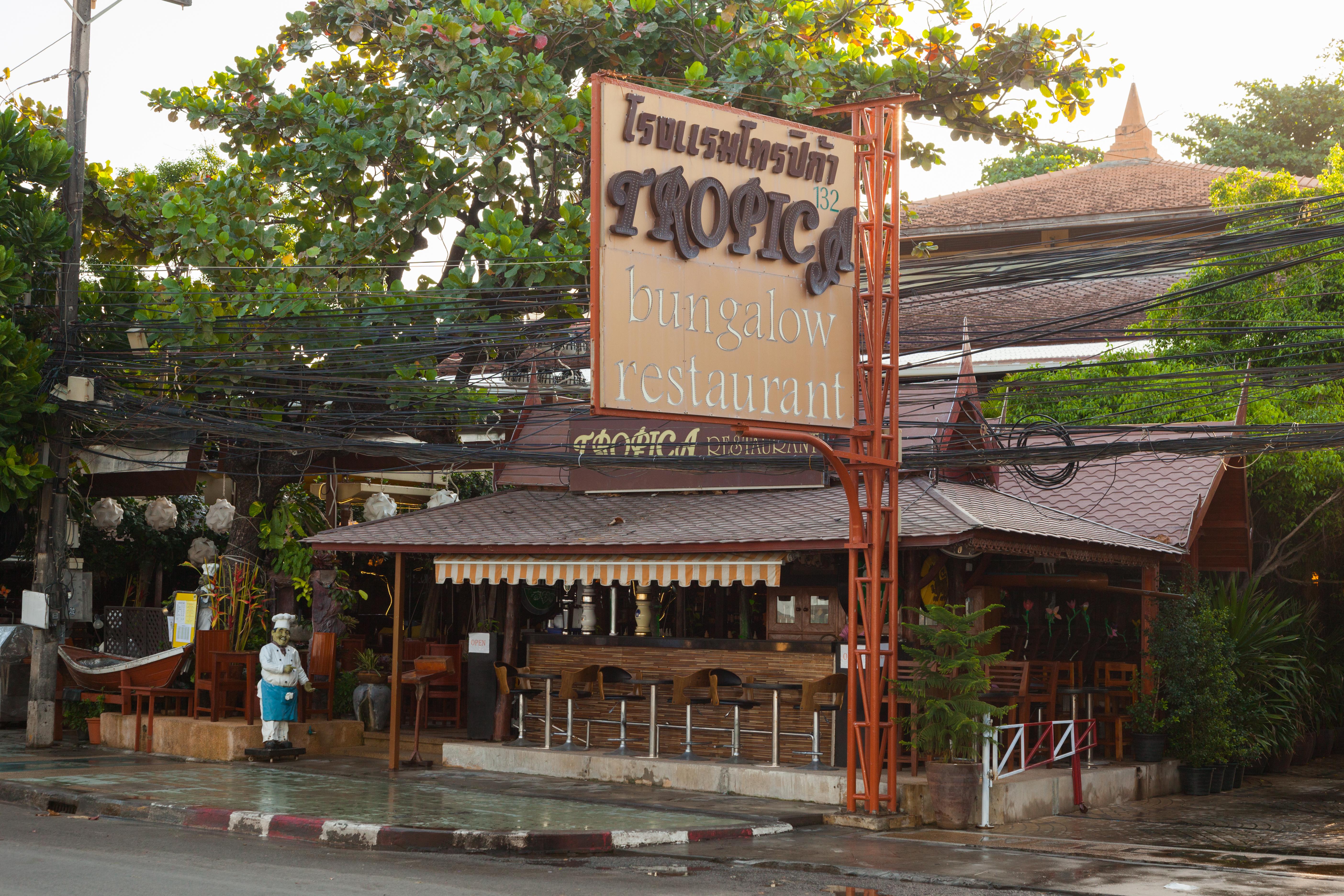 Tropica Bungalow Beach Hotel Patong Exterior foto