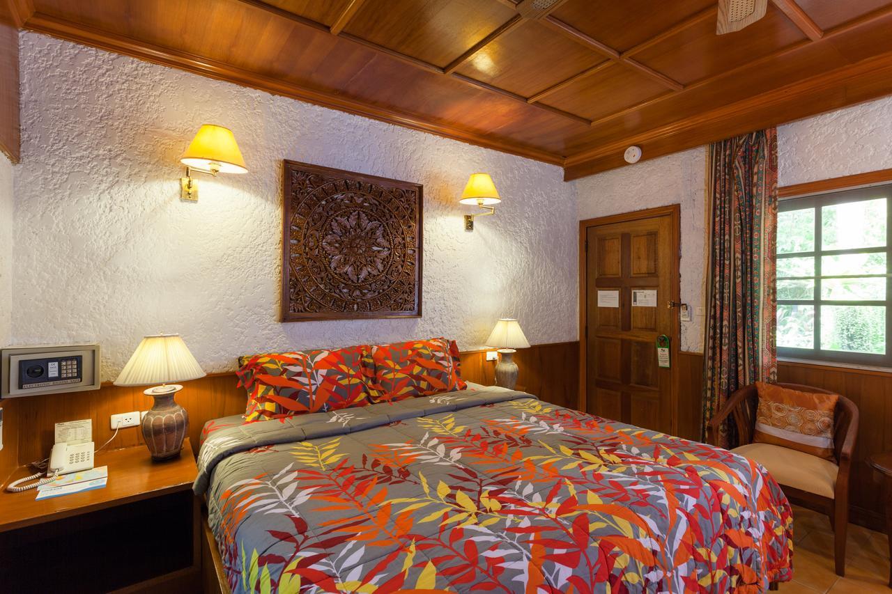 Tropica Bungalow Beach Hotel Patong Exterior foto