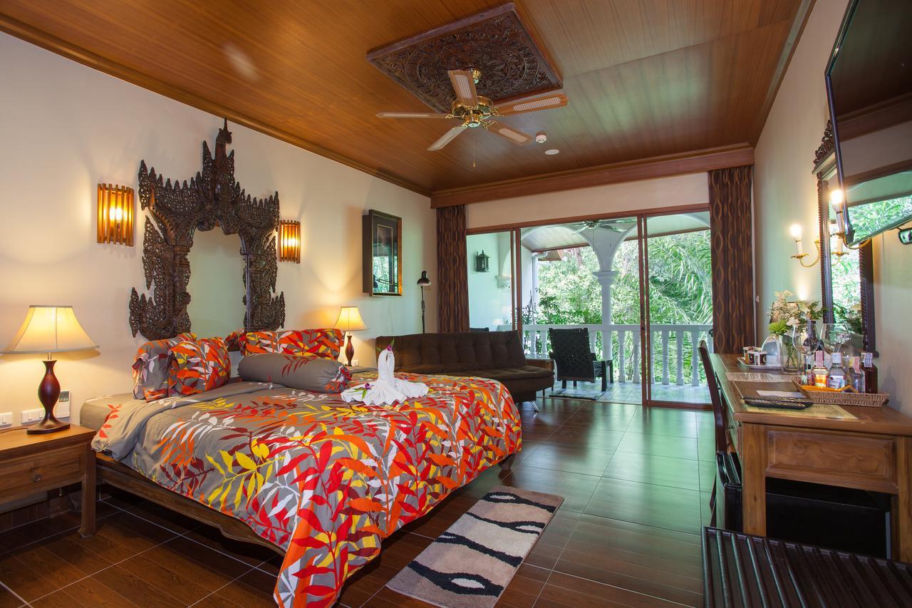 Tropica Bungalow Beach Hotel Patong Exterior foto